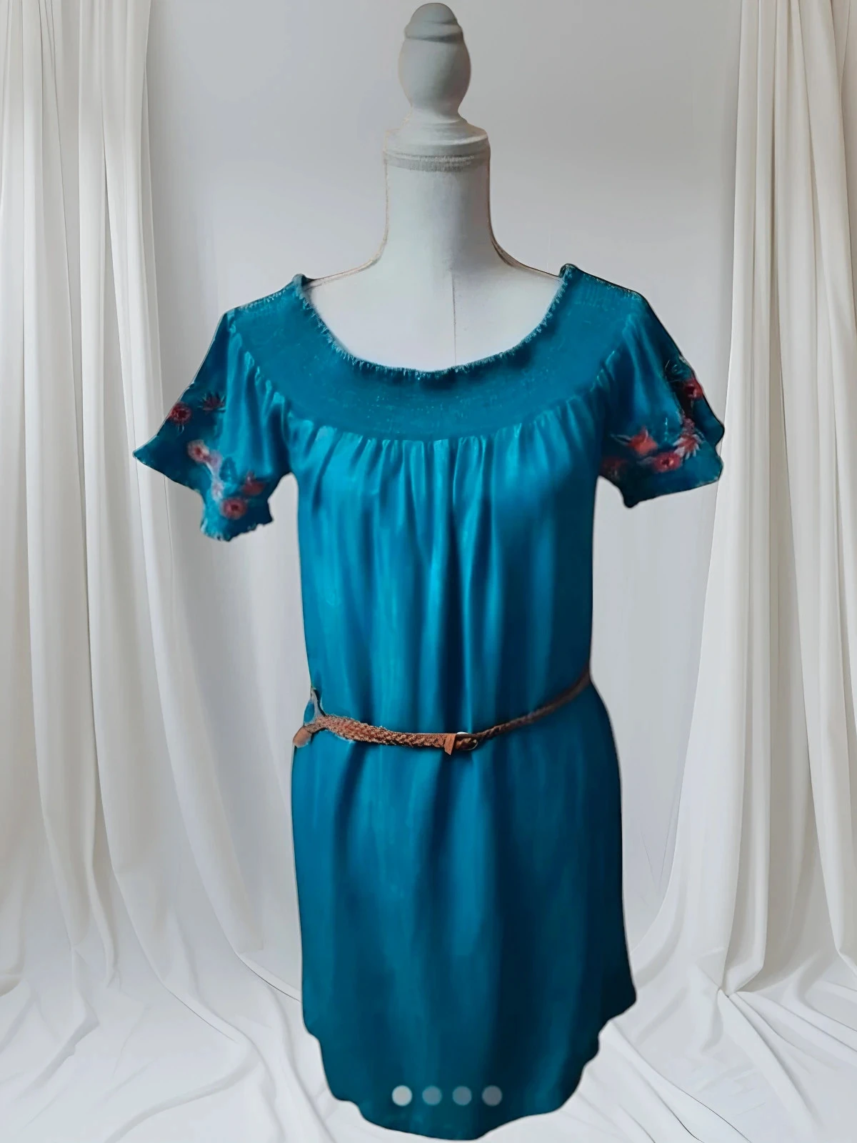 Robe.